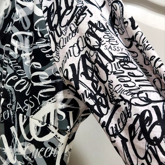 SJ Original Queen Maxi w/ style idea pictures. Rare RTW Find. - Picture 6 of 10